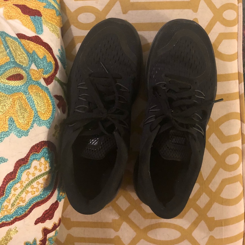 Nike women’s  sneakers